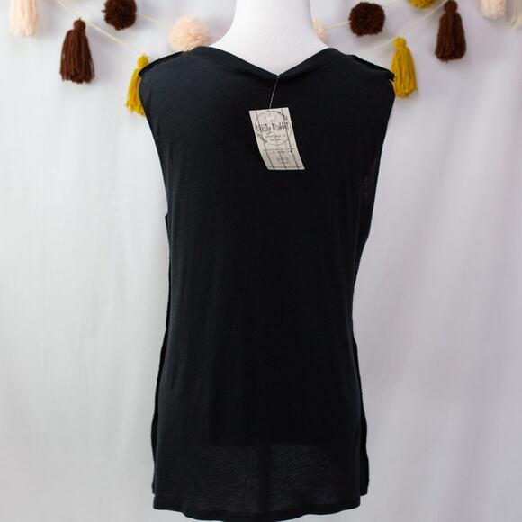 Social Decal NEW Black Gray Tank Top Warming Up With Whiskey Size Small/Medium - Picture 5 of 5